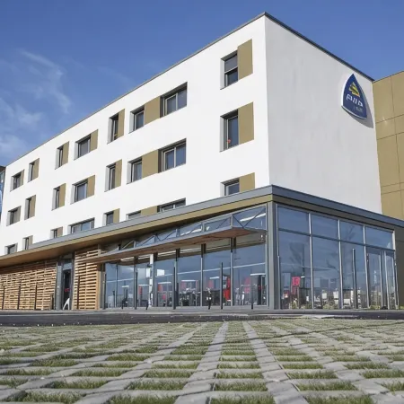 Akena City Reims Bezannes Отели в г. Реймс