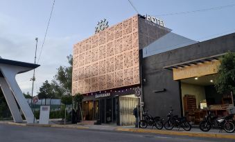 Hotel Restaurant 1904 - Housity