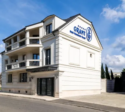 Grant Boutique Hotel Отели в г. 