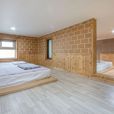 룸 102 (듀플렉스, 실내 히터 수영장) 휴플레이스 펜션 태안 쿠폰