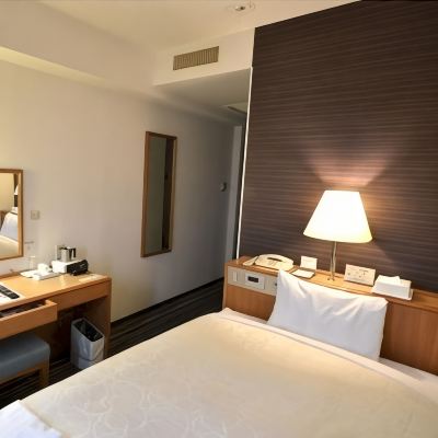 小型雙人床房 可吸菸 千歲第一飯店優惠