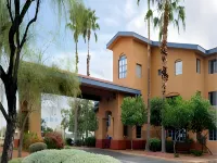 Days Inn & Suites by Wyndham Mesa Near Phoenix