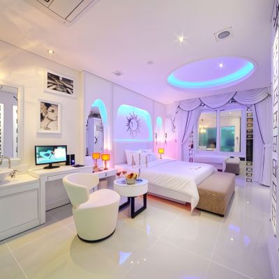 Drive-in (Private Non-Face-to-Face Parking Lot) Gwangju Hanam Java Self Check-in Motel Promo Code