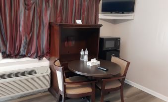 Scenic River Inn Motel - Housity