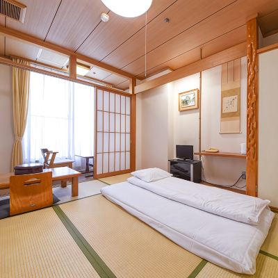 和風ルーム 復活の隠れ秘湯～天然高温泉と大衆演劇　八尾グランドホテル クーポン