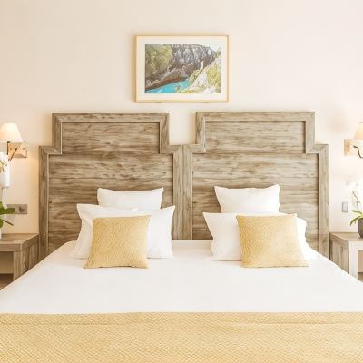 Superior Double Room Le Concorde Promo Code