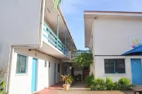 Pacific Paradise Motel Hotel di 