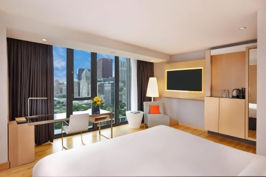 Radisson Blu Aqua Hotel, Chicago