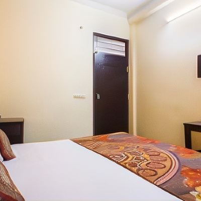 Deluxe Room Double Bed Non AC