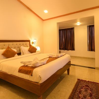 Junior Suite with Bathtub and Private Balcony Rockford Resort Promo Code