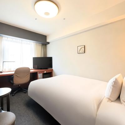 標準大床間 可吸菸 橫濱馬車道里士滿飯店優惠