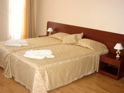 Persey Flora Apartments Hotel a 