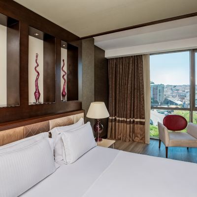 Deluxe King Room The Elysium Taksim Promo Code