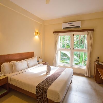 Luxury Couple Room (2 Person) Cocohut Resort Promo Code