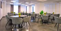 Sir Fundeni Hotel