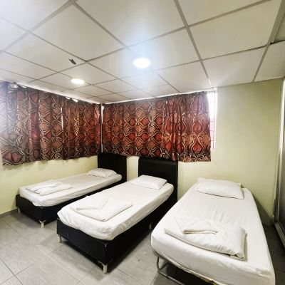 Deluxe Triple Axis Hotel Promo Code