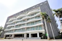 City Suites - Kaohsiung Chenai Hotels in 