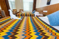 Jinta Hot Spring Hotel