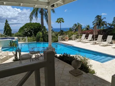 Very Spacious, Private, Open Plan Retreat. Pool And Stunning Views Of West Coast Hôtels à : 