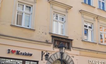 Apartments Florianska 24 - Housity