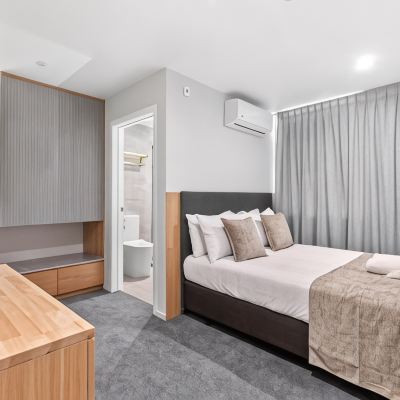 Double Room Kolmar Inn Promo Code