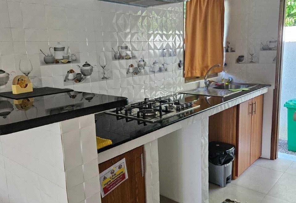 经典开间套房， 阳台， 花园景观