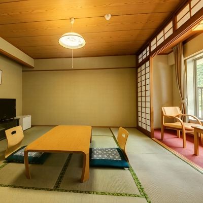 和室8畳、山の景色 休暇村　指宿 (いぶすき) クーポン