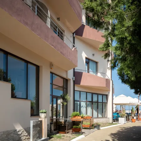 Hotel Bueno
