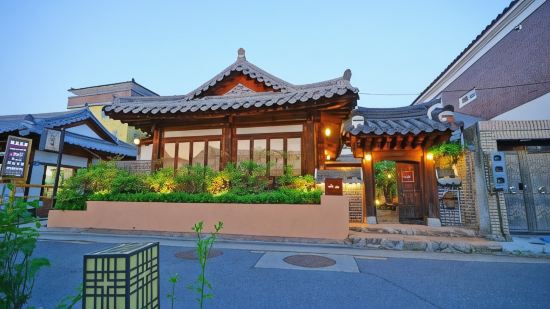 Jeonju Hanok on You