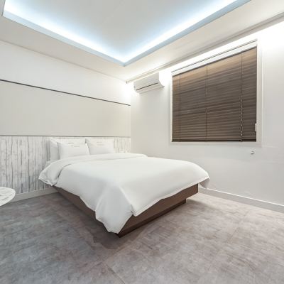 세미 스페셜 룸 B (욕조) 사파이어 모텔 순천 쿠폰