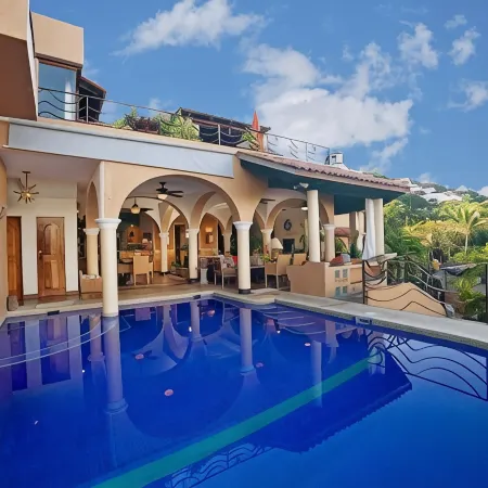Casa Mariluna - Lovely Sayulita Beachside Villa