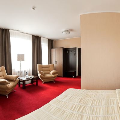Business with A Double Bed Premier Promo Code