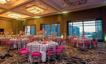 Hyatt Regency Jersey City - Housity