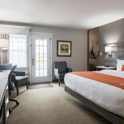 Family Suite with Bunk Bed Amsterdam Inn & Suites Moncton Promo Code