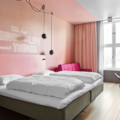 Superior Double Room 2 Single bed Comfort Hotel Karl Johan Oslo Promo Code