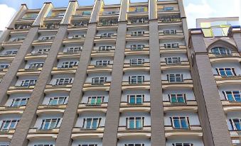 De Viana Hotel & Apartments