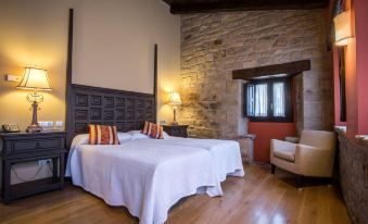 El Peiron - Housity