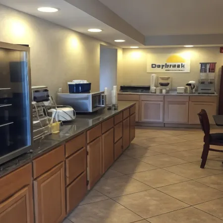 Days Inn by Wyndham Cave City