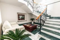 Giulio Cesare 14, Residence