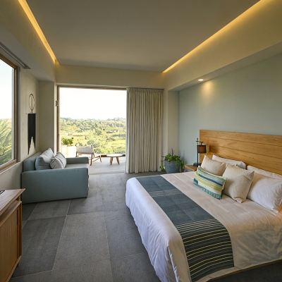 Deluxe Room with Mountain View Hotel Basalto Promo Code