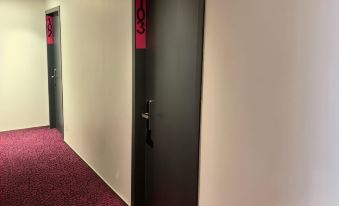 Hotel City Lugano - Housity