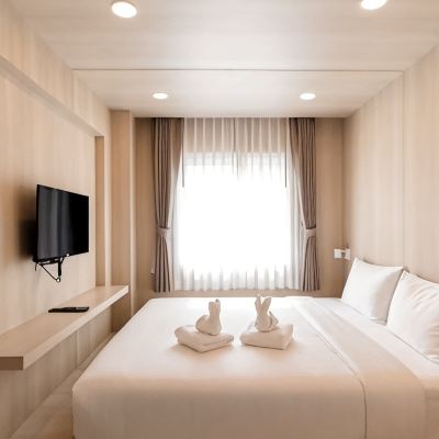 Smile Box King Nappiness Hotel Promo Code