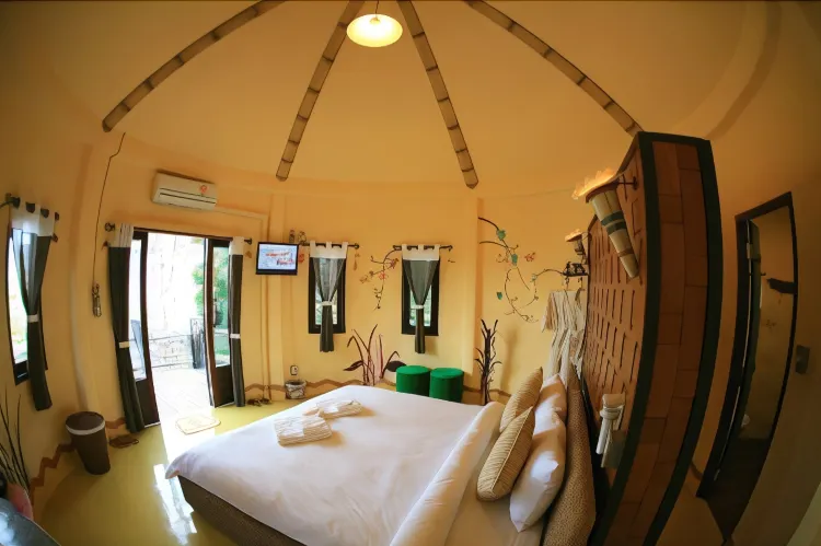 Baan Klom