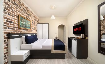 Istanbul Hotel & Suites
