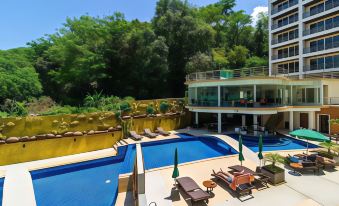 Beststayinphuket Poolview