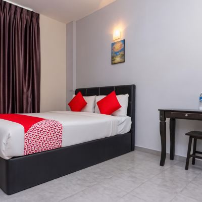 Deluxe Double Kupon OYO 756 Muar City Hotel