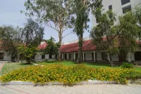 Chanakya Bnr Hotel Hoteles en 