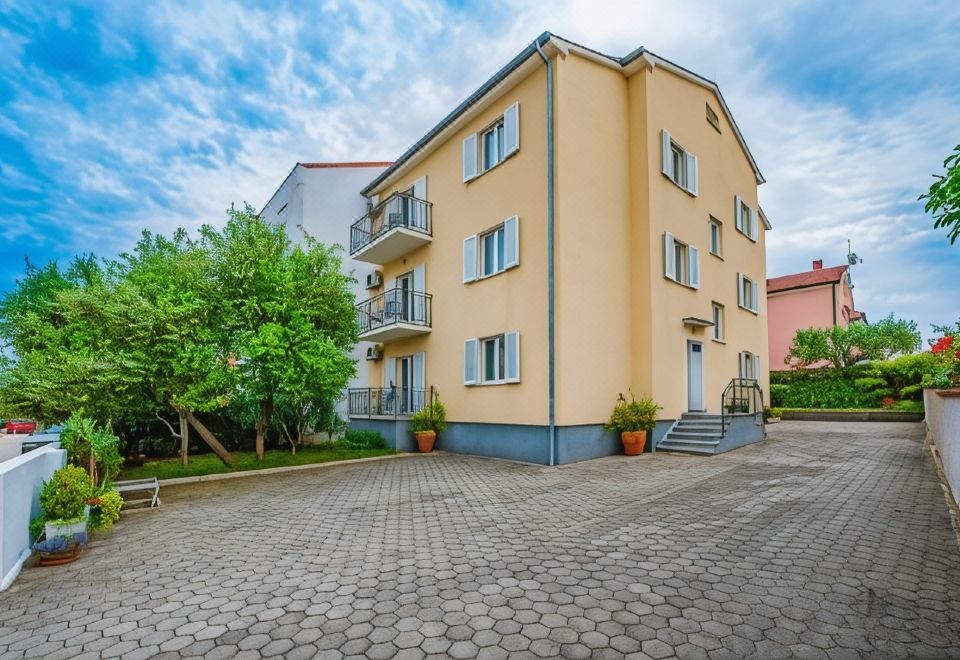 Hotel Apartments Bella, Exterior, Hotel Exterior