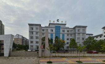 Zilongwan Hotel - Housity