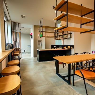 三個單人床膠囊房（側面入口） 膠囊旅館優惠